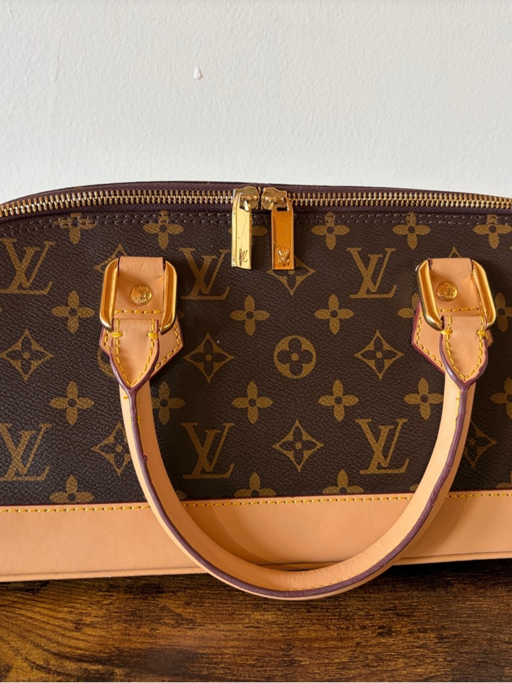 FAUX Louis Vuitton Monogram Handbag in Brown and Natural Vachetta